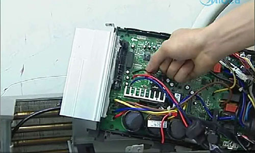 蓬江美的空调电话是多少